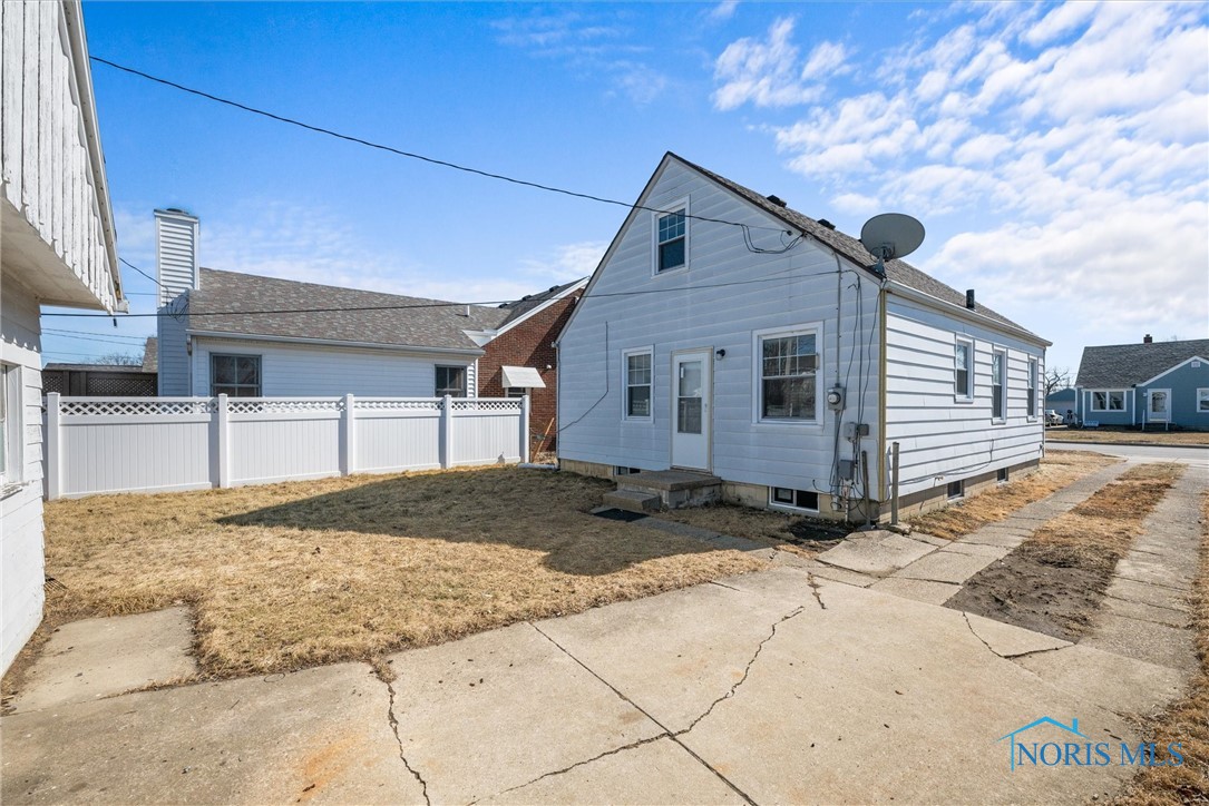 2621 102nd Street, Toledo, Ohio image 22