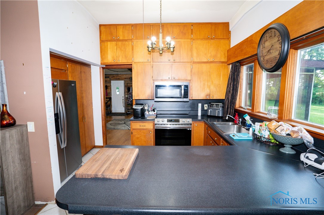 202 Troder Street, Bryan, Ohio image 17