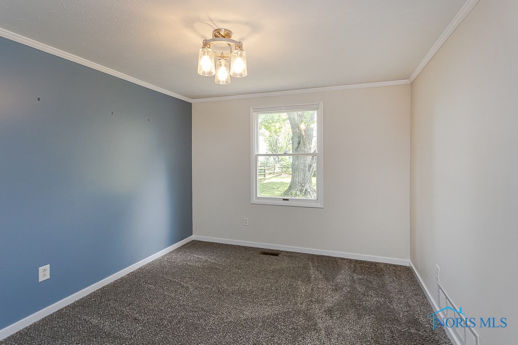 3906 Farmbrook Drive, Sylvania, Ohio image 14