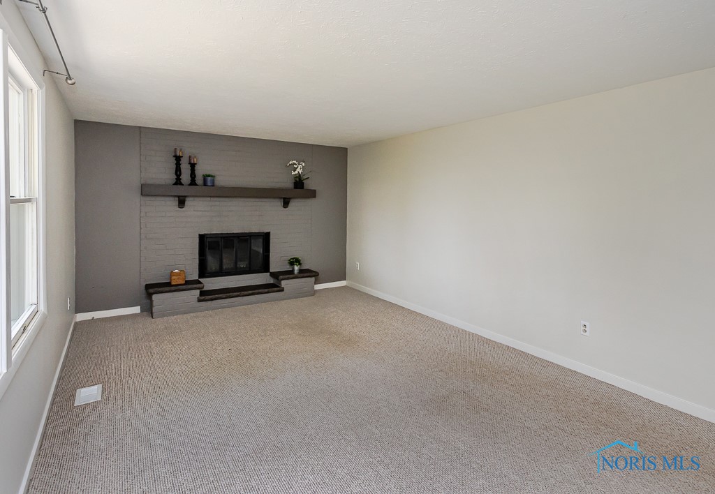 3906 Farmbrook Drive, Sylvania, Ohio image 28
