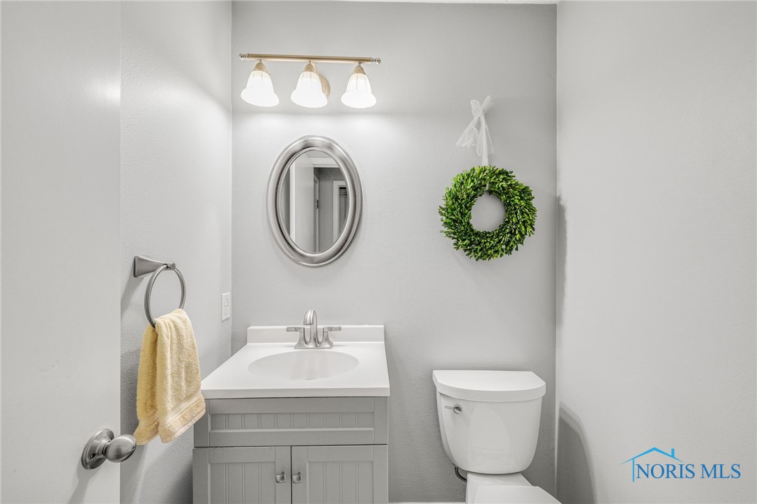 932 Hunters Run, Perrysburg, Ohio image 14