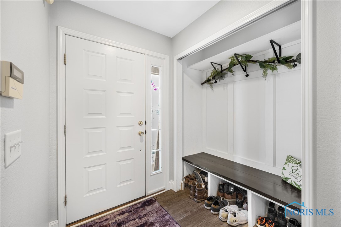 932 Hunters Run, Perrysburg, Ohio image 3