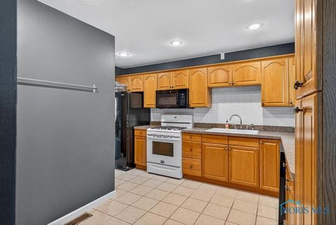 Tiny photo for 4814 Sylvan Court, Sylvania, OH 43560 (MLS # 6136108)