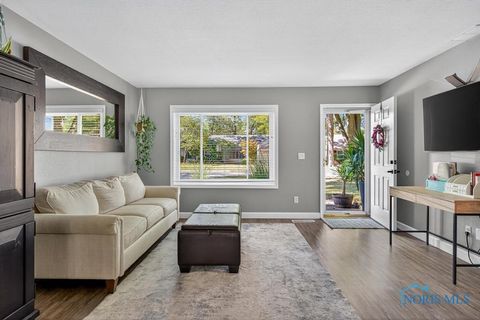 Tiny photo for 4814 Sylvan Court, Sylvania, OH 43560 (MLS # 6136108)
