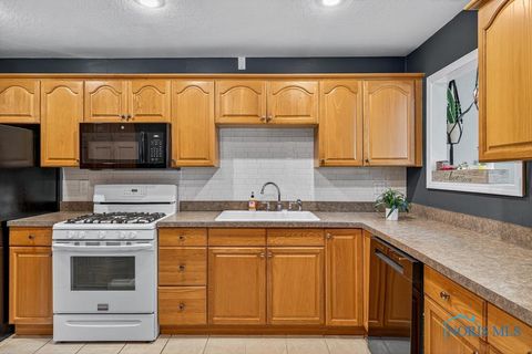 Tiny photo for 4814 Sylvan Court, Sylvania, OH 43560 (MLS # 6136108)