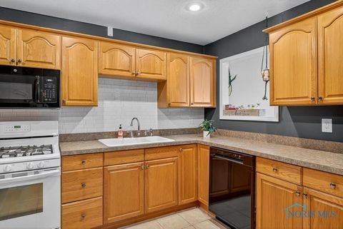 Tiny photo for 4814 Sylvan Court, Sylvania, OH 43560 (MLS # 6136108)