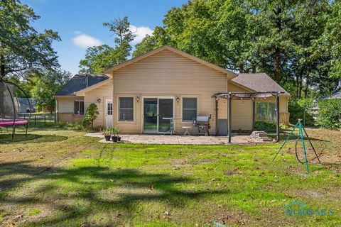 Tiny photo for 4814 Sylvan Court, Sylvania, OH 43560 (MLS # 6136108)