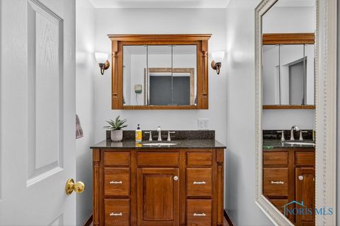 Tiny photo for 4814 Sylvan Court, Sylvania, OH 43560 (MLS # 6136108)