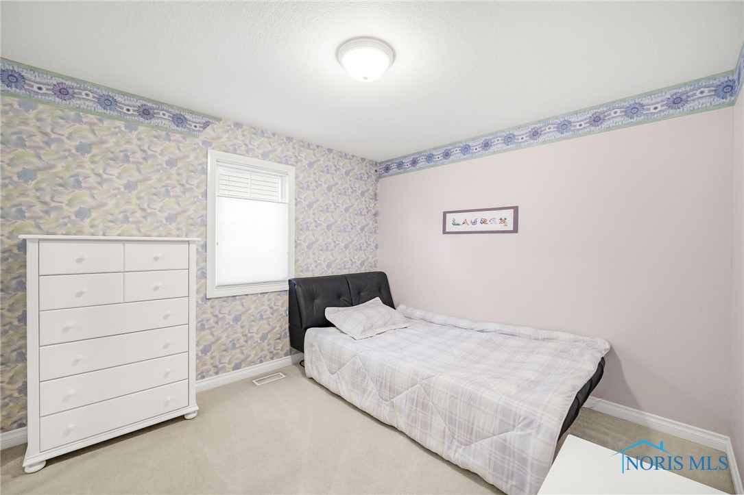 2043 Silverpine Court, Toledo, Ohio image 13