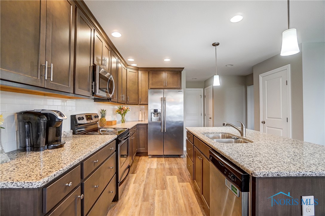 15210 Sunset Maple Drive, Perrysburg, Ohio image 14