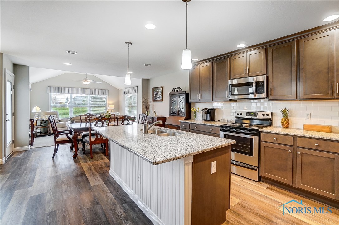 15210 Sunset Maple Drive, Perrysburg, Ohio image 16