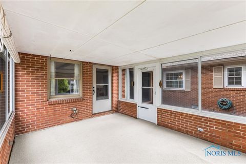 Tiny photo for 411 Monticello Drive, Fostoria, OH 44830 (MLS # 6136373)