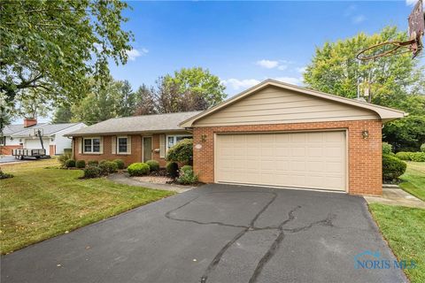 Tiny photo for 411 Monticello Drive, Fostoria, OH 44830 (MLS # 6136373)