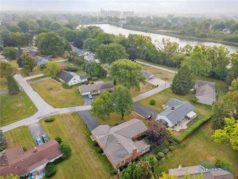 Tiny photo for 411 Monticello Drive, Fostoria, OH 44830 (MLS # 6136373)
