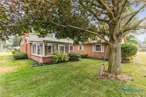 Tiny photo for 411 Monticello Drive, Fostoria, OH 44830 (MLS # 6136373)