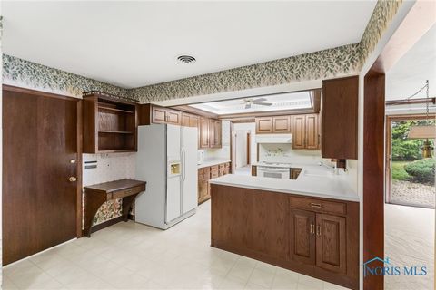 Tiny photo for 411 Monticello Drive, Fostoria, OH 44830 (MLS # 6136373)