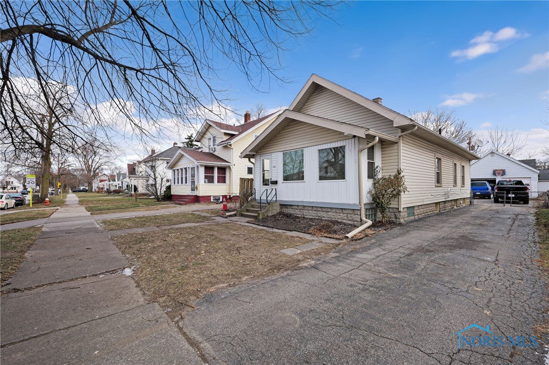 4136 Walker Avenue, Toledo, Ohio image 3