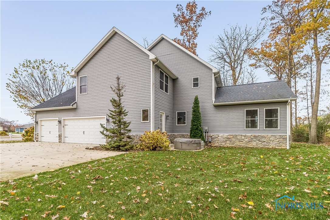 5849 Wainscot Court, Monclova, Ohio image 48