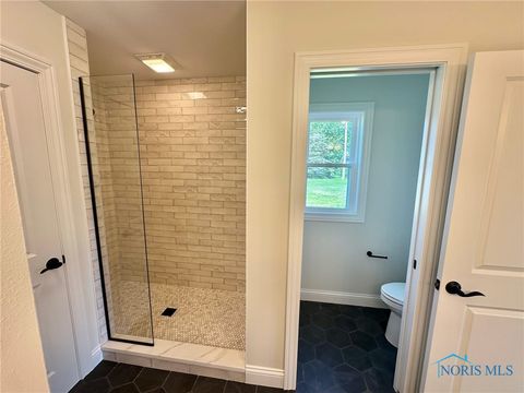Tiny photo for 550 Southview Court, Gibsonburg, OH 43431 (MLS # 6136395)
