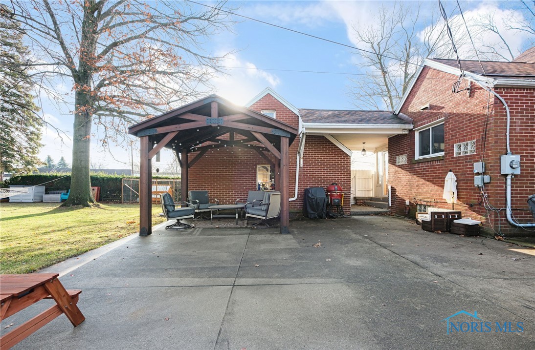 391 Perry Drive, Perrysburg, Ohio image 39