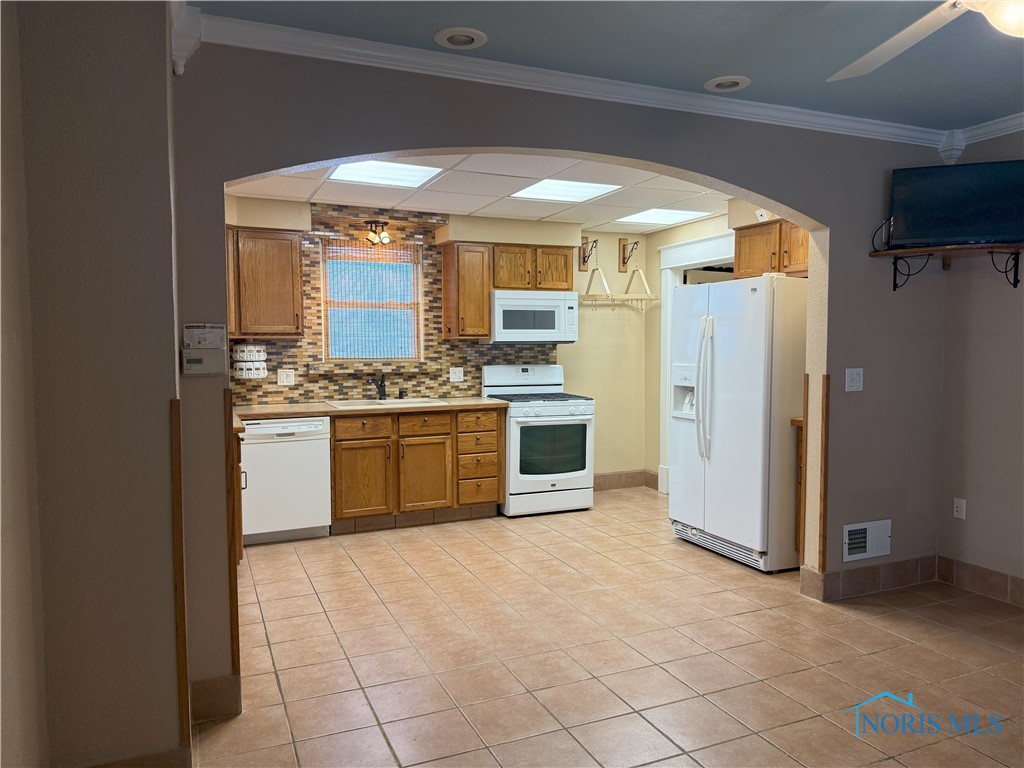 831 Butler Street, Toledo, Ohio image 8