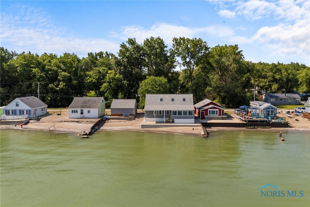 9825 W Locust Point Road