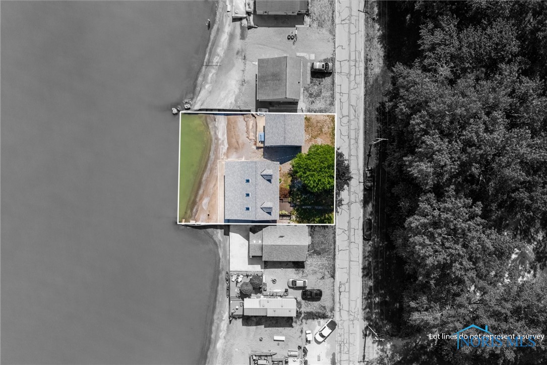 9825 W Locust Point Road