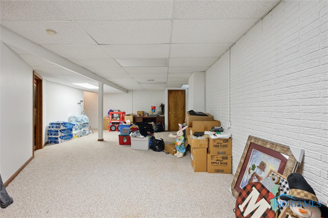 1949 Pinedale Drive, Toledo, Ohio image 32