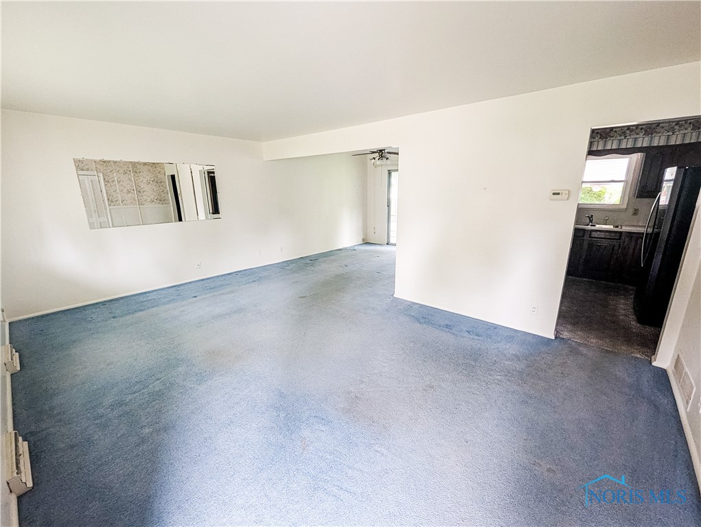 1006 Leonard Court, Fostoria, Ohio image 3