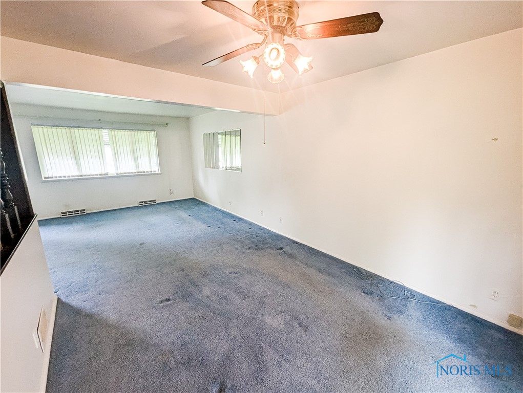 1006 Leonard Court, Fostoria, Ohio image 4