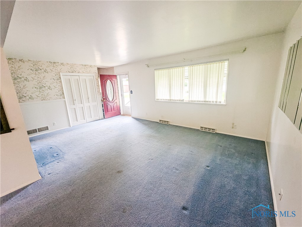 1006 Leonard Court, Fostoria, Ohio image 5