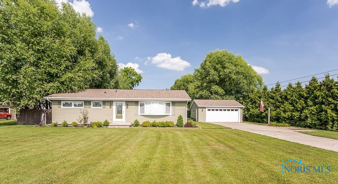 105 S Wynn Road, Oregon, Ohio image 1