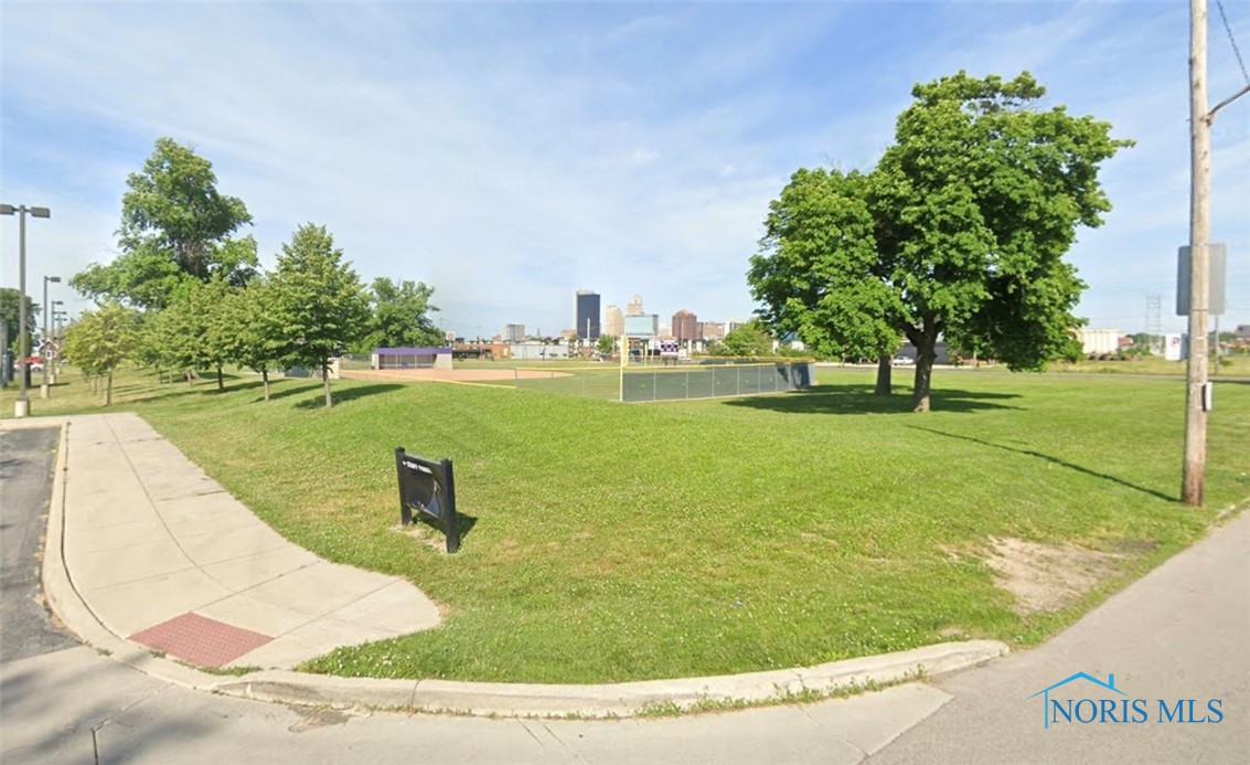 135 Essex Street, Toledo, Ohio image 3