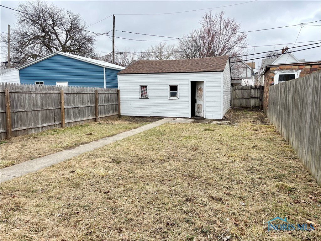 135 Essex Street, Toledo, Ohio image 11
