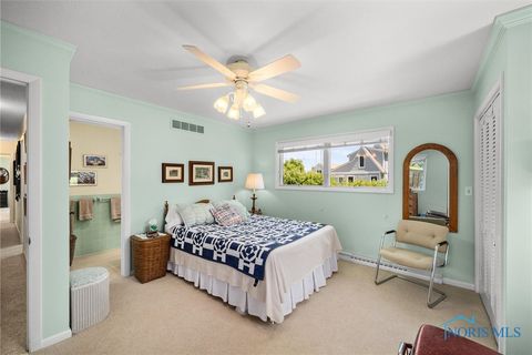 Tiny photo for 4520 E Cliff Road, Port Clinton, OH 43452 (MLS # 6136396)
