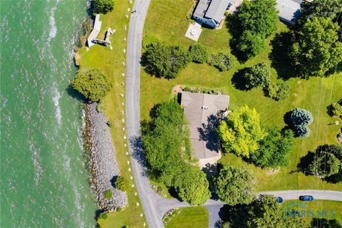 Tiny photo for 4520 E Cliff Road, Port Clinton, OH 43452 (MLS # 6136396)