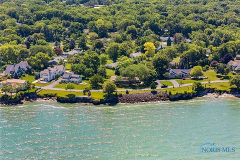 Tiny photo for 4520 E Cliff Road, Port Clinton, OH 43452 (MLS # 6136396)