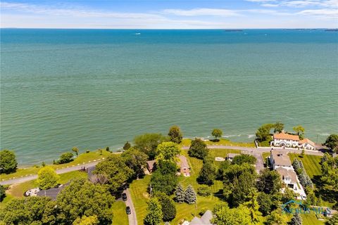 Tiny photo for 4520 E Cliff Road, Port Clinton, OH 43452 (MLS # 6136396)