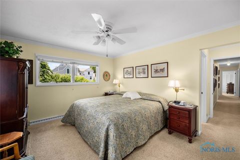 Tiny photo for 4520 E Cliff Road, Port Clinton, OH 43452 (MLS # 6136396)
