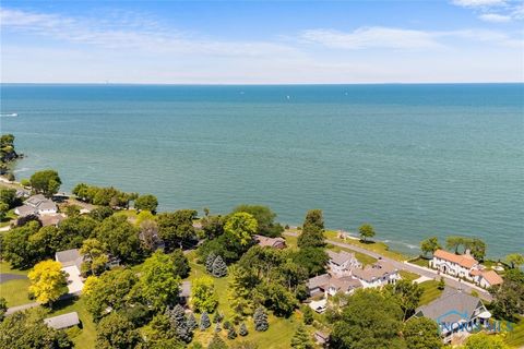 Tiny photo for 4520 E Cliff Road, Port Clinton, OH 43452 (MLS # 6136396)