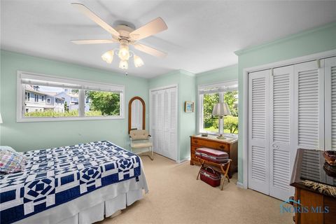 Tiny photo for 4520 E Cliff Road, Port Clinton, OH 43452 (MLS # 6136396)