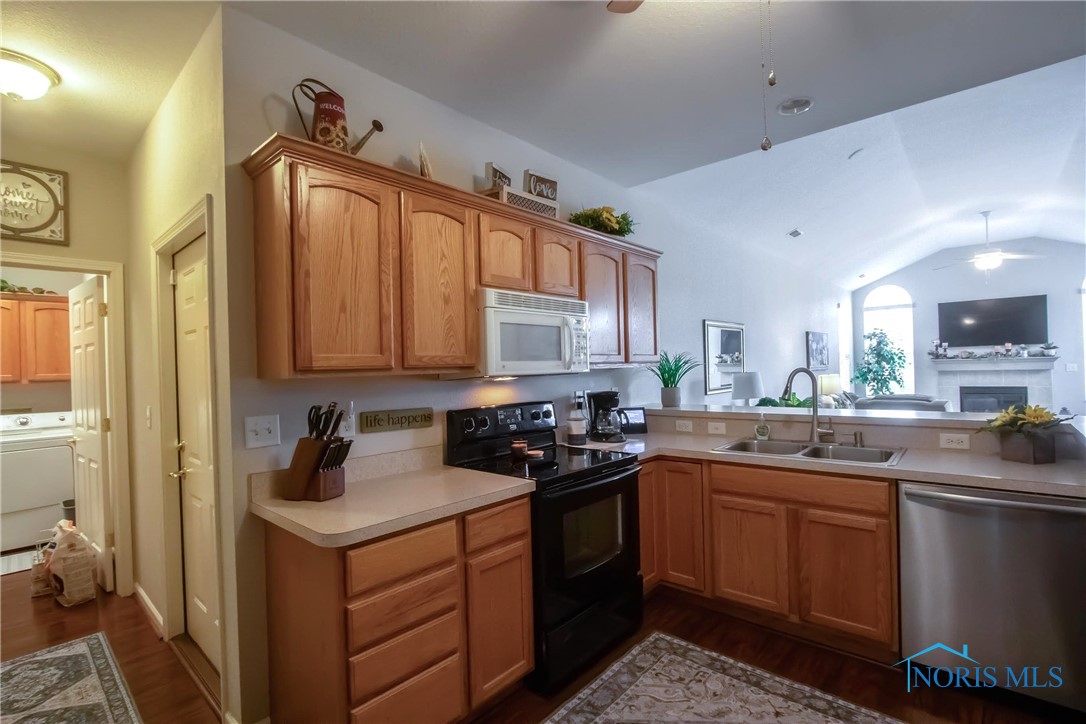 6109 Quarrys Edge Lane, Sylvania, Ohio image 9