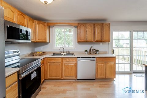 Tiny photo for 5457 Thornbrook Trail, Toledo, OH 43611 (MLS # 6136166)