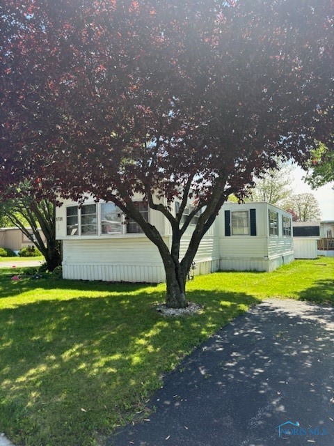 1731 Southshore Drive, Findlay, Ohio image 2