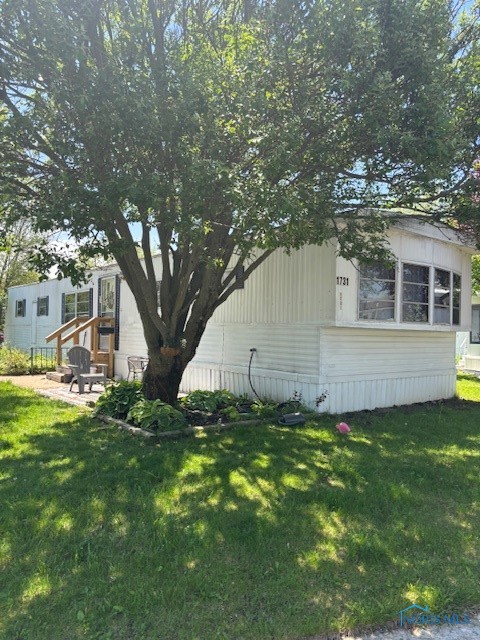 1731 Southshore Drive, Findlay, Ohio image 1