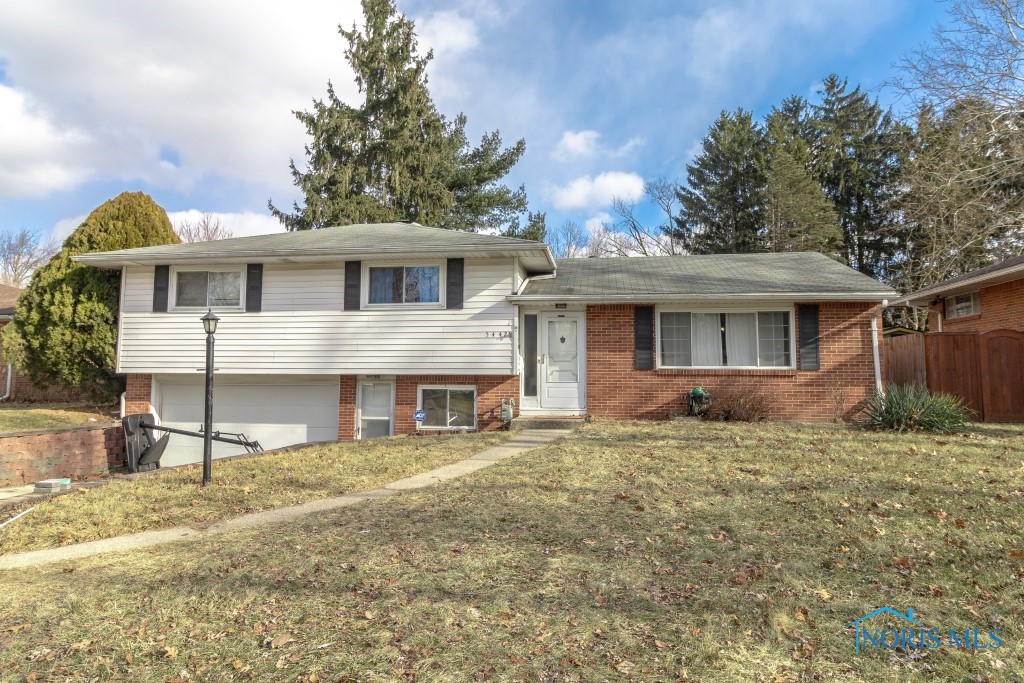 5442 Yermo Drive, Toledo, Ohio image 3