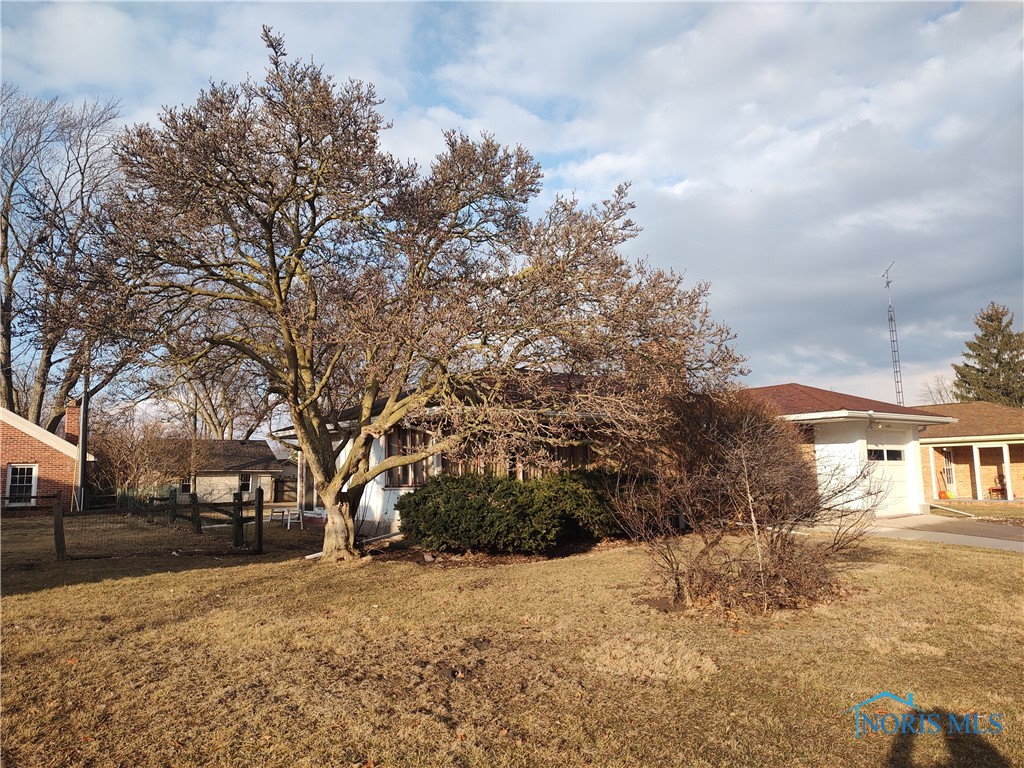 403 Maplewood Avenue, Delta, Ohio image 3