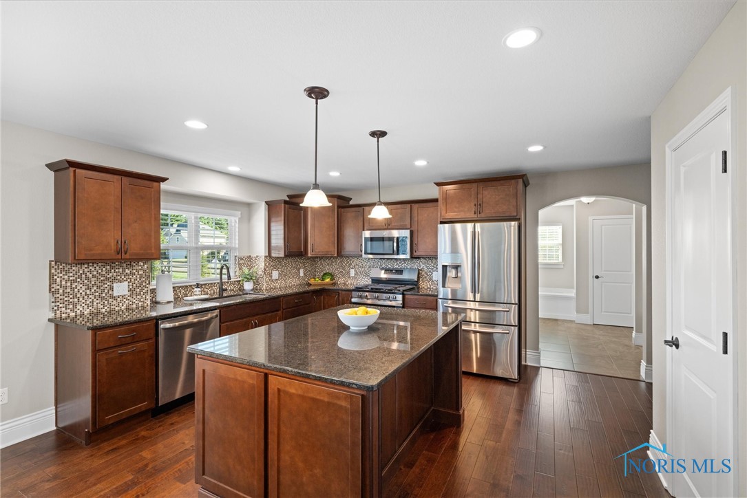 7844 Iron Horse Road