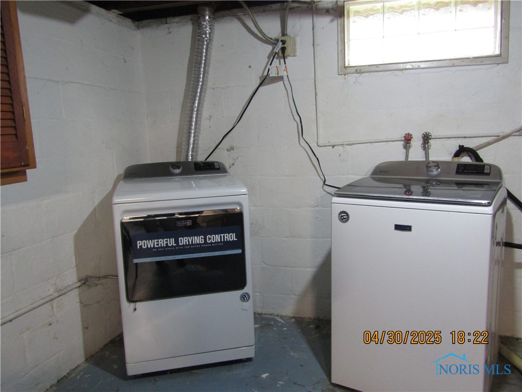 4141 Douglas Road, Toledo, Ohio image 32