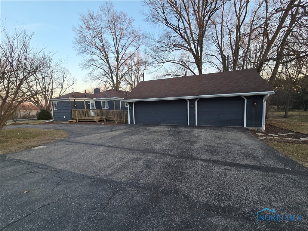 1915 Albon Road, Holland, Ohio image 4